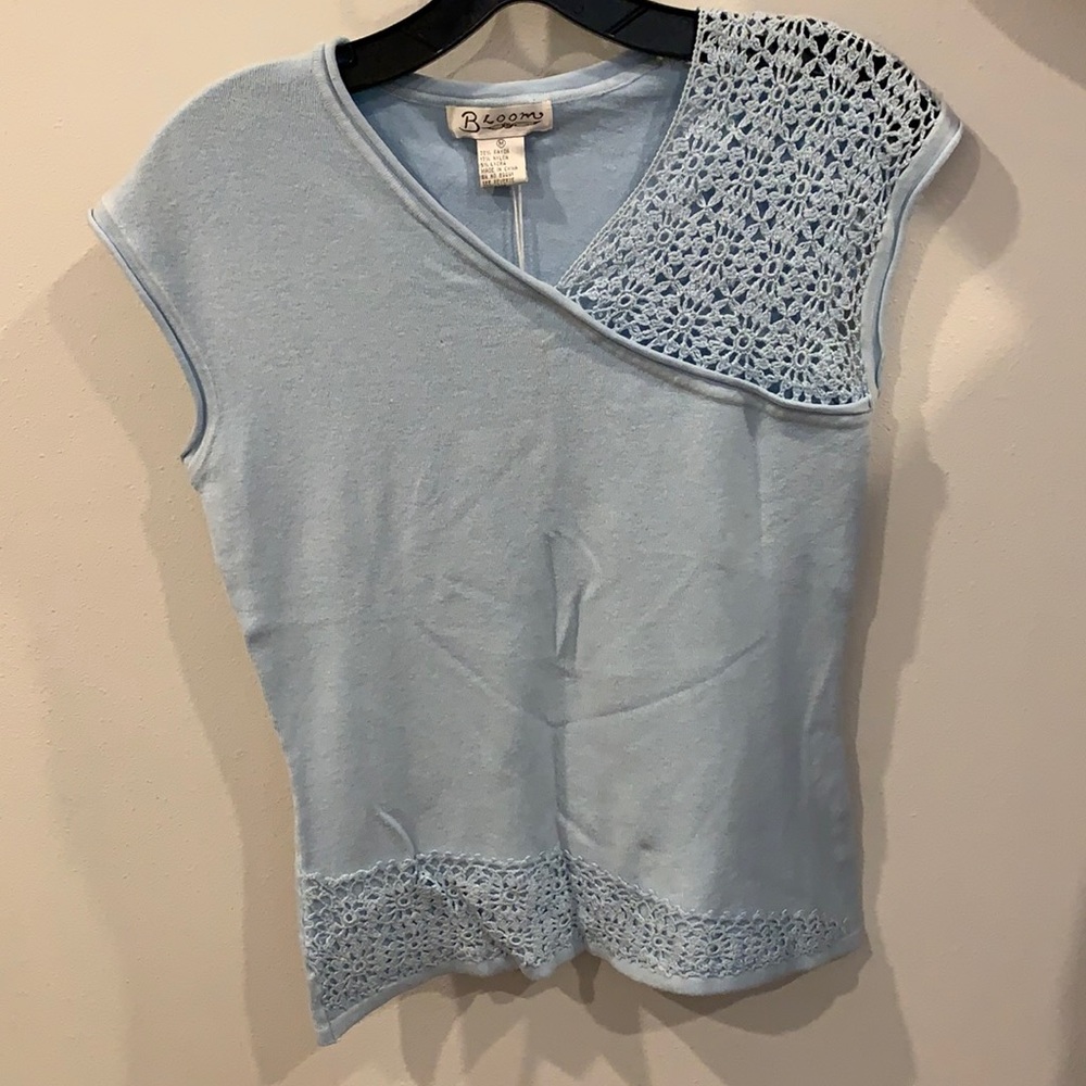 Bloom Top